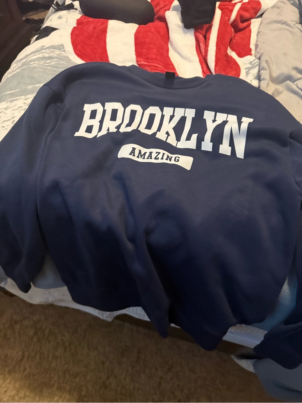 Brooklyn Amazing Men's Navy Sweatshirt